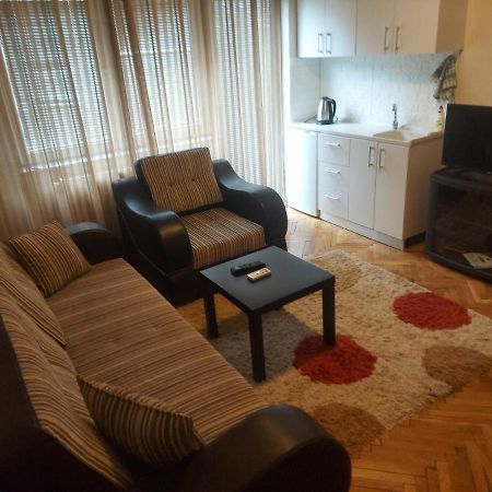 Apartment Perla Приштина Екстер'єр фото