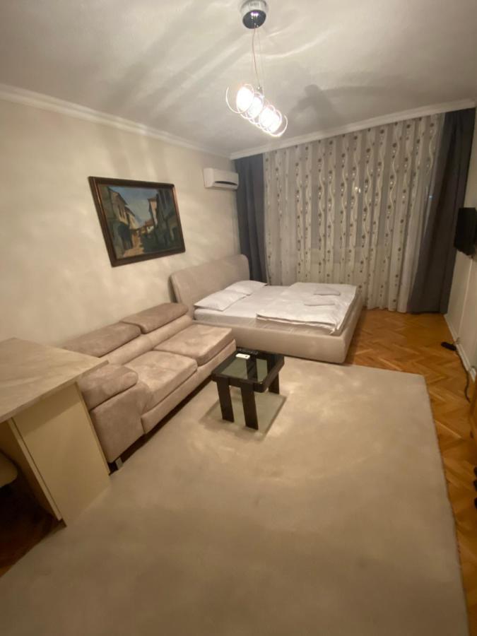 Apartment Perla Приштина Екстер'єр фото
