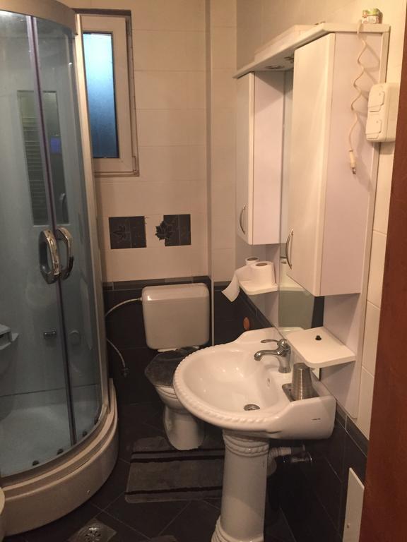 Apartment Perla Приштина Екстер'єр фото
